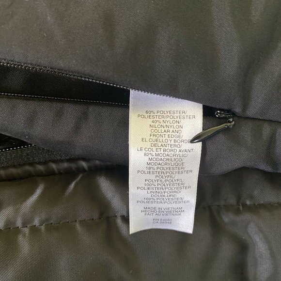 Weatherproof Women’s Faux Fur Puffer Quilted Vest - Picture 4 of 7